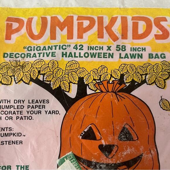 Vintage Giant Decorative Halloween Pumpkin Lawn Bags 1991 Lot of 2 - Picture 3 of 3